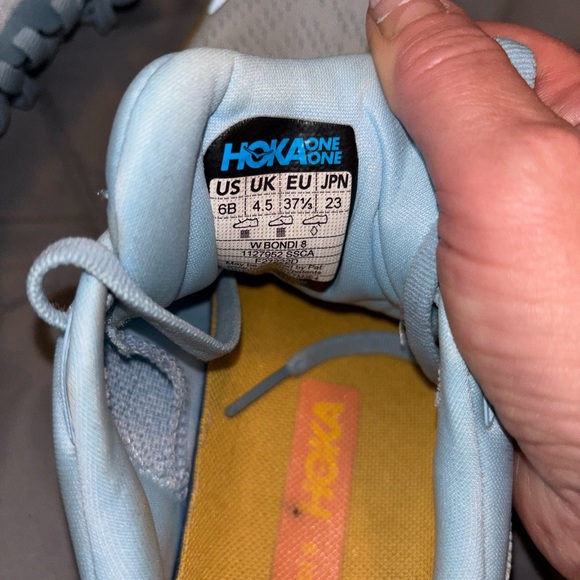 COPY - Hoka Bondi 8. Running/Walking shoe. Comfortable and lightweight.. worn o… - Picture 5 of 12